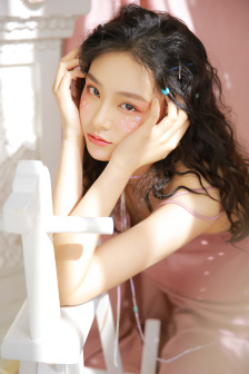 aj贝莉